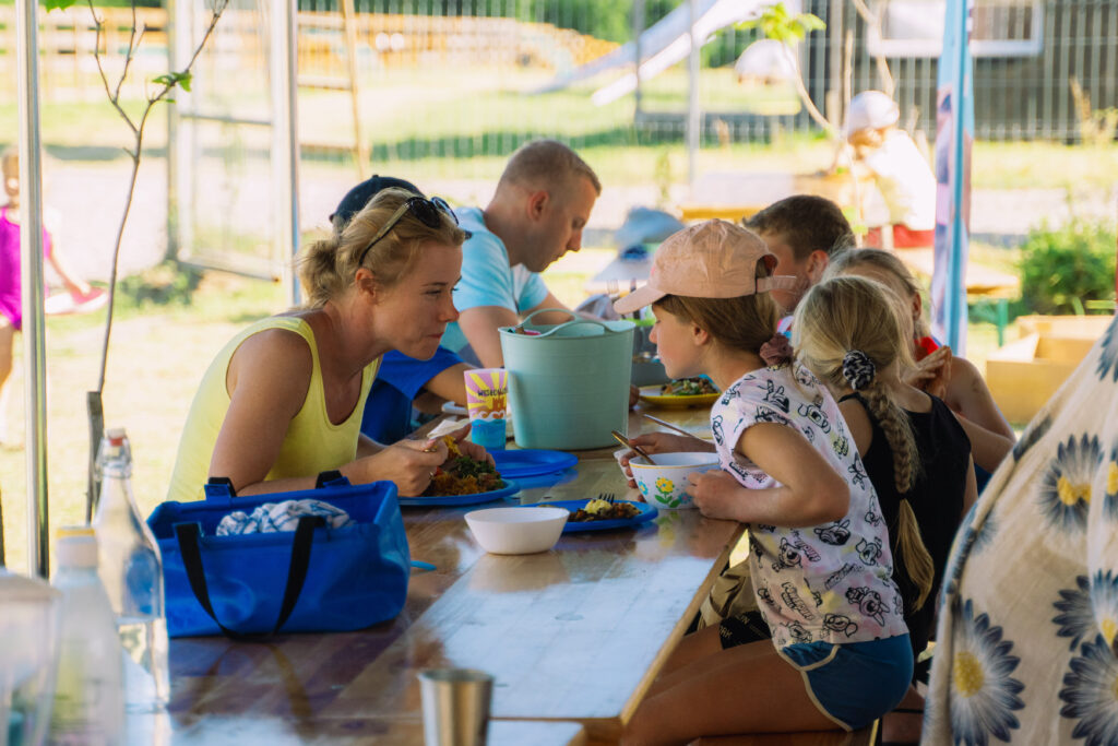 Modlimowo Wakacje w Gnoju 2025 wegejedzeniedzieci 2