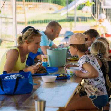 Modlimowo Wakacje w Gnoju 2025 wegejedzeniedzieci 2